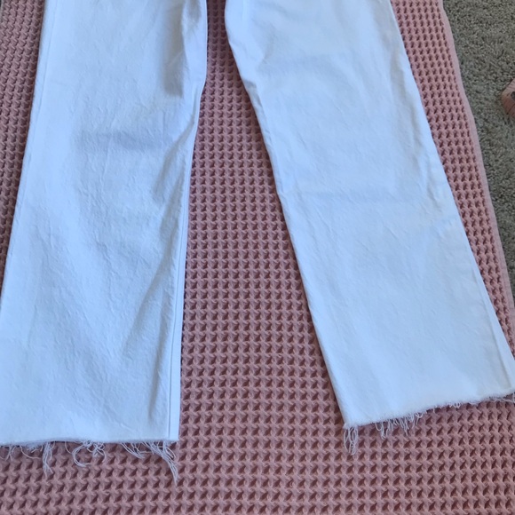 Zara Z1975 High Rise Straight Leg Raw Hem Rigid White Jeans 6164/059/250 Size 6 - Picture 12 of 16